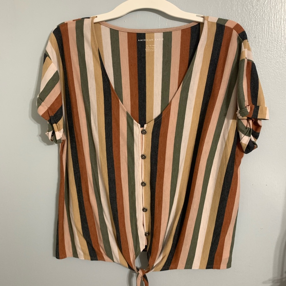 AMERICAN EAGLE TOP!